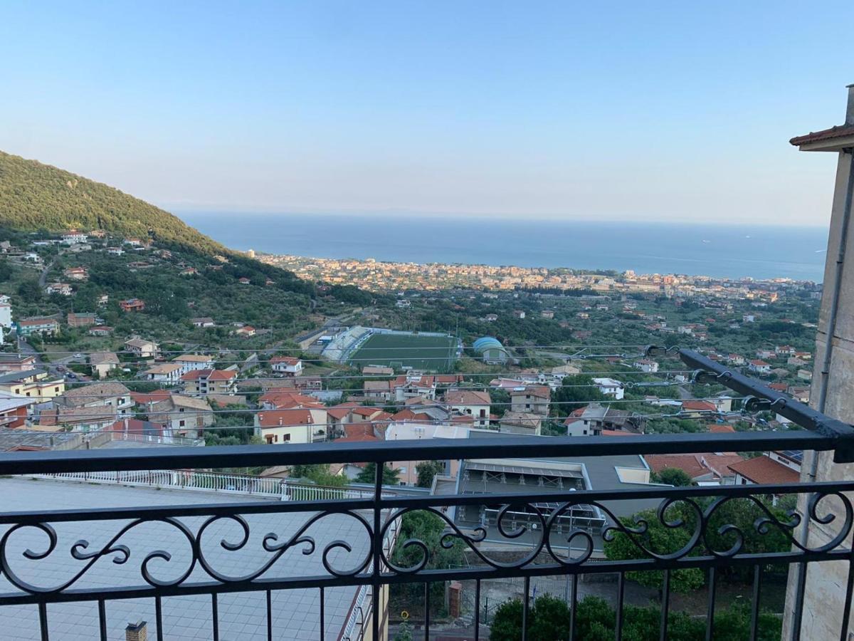 Il Nido Delle Rondini Apartment Formia Bagian luar foto