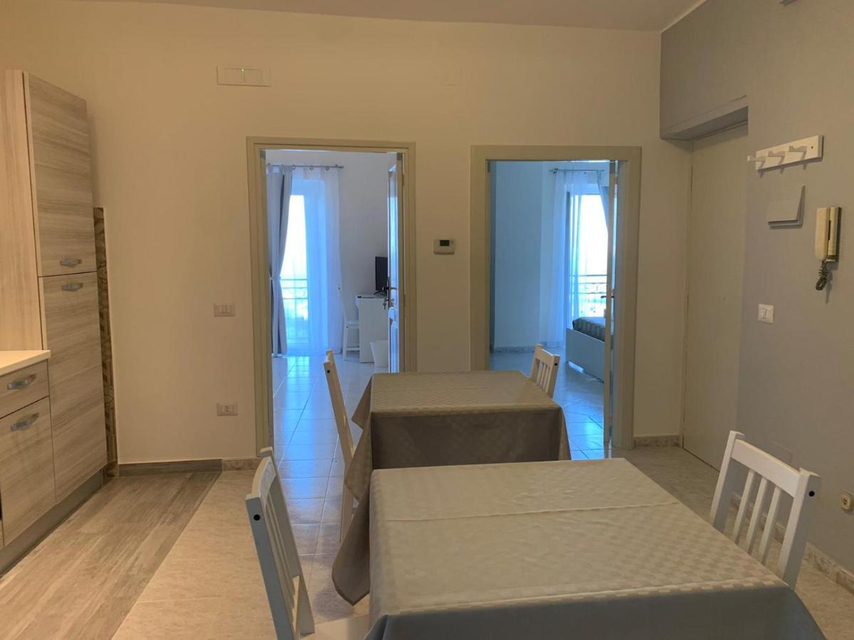Il Nido Delle Rondini Apartment Formia Bagian luar foto