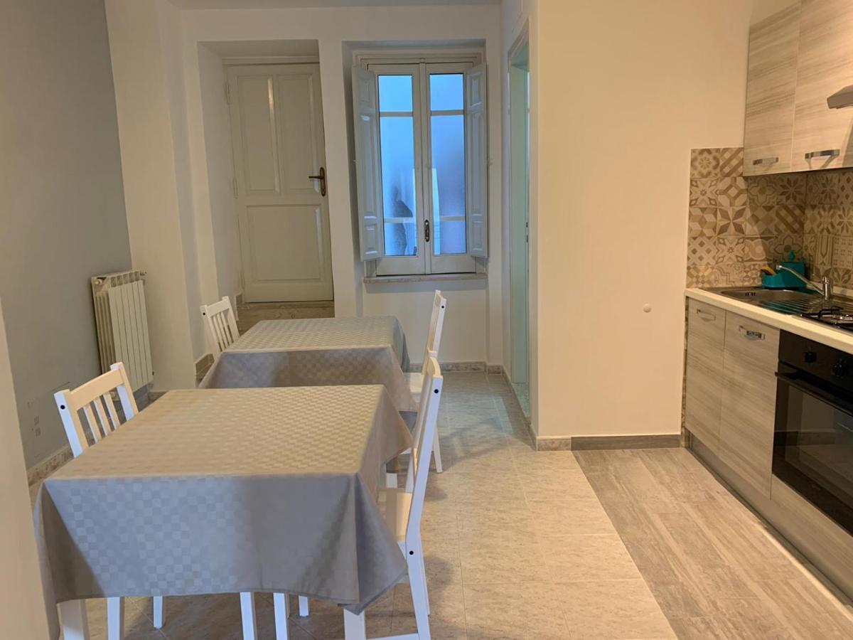 Il Nido Delle Rondini Apartment Formia Bagian luar foto