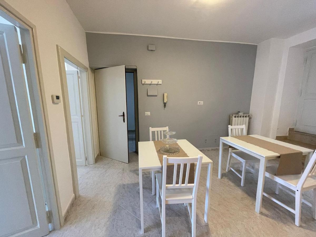Il Nido Delle Rondini Apartment Formia Bagian luar foto
