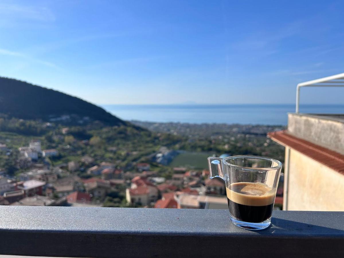 Il Nido Delle Rondini Apartment Formia Bagian luar foto