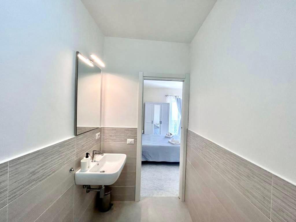 Il Nido Delle Rondini Apartment Formia Bagian luar foto