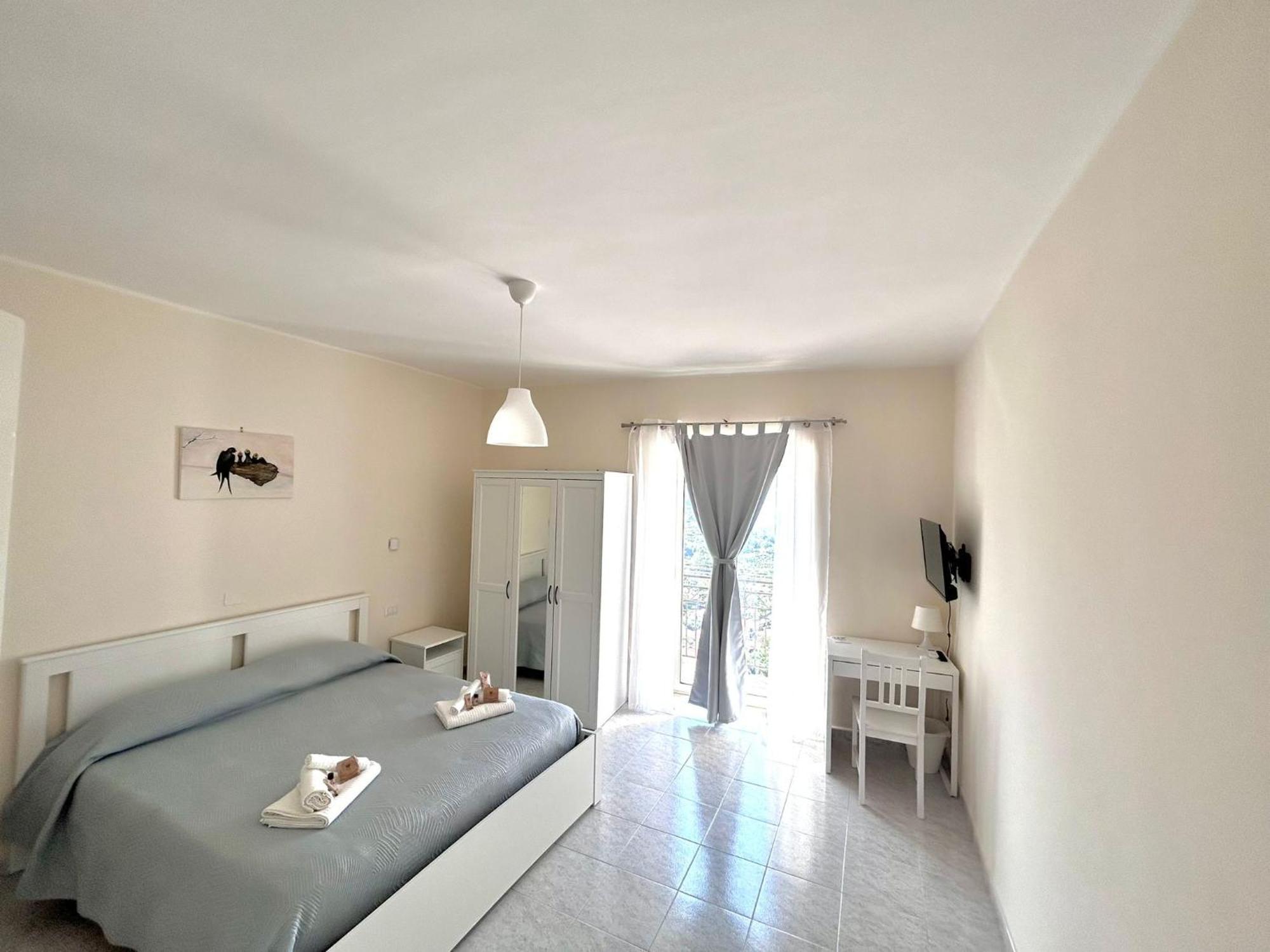 Il Nido Delle Rondini Apartment Formia Bagian luar foto